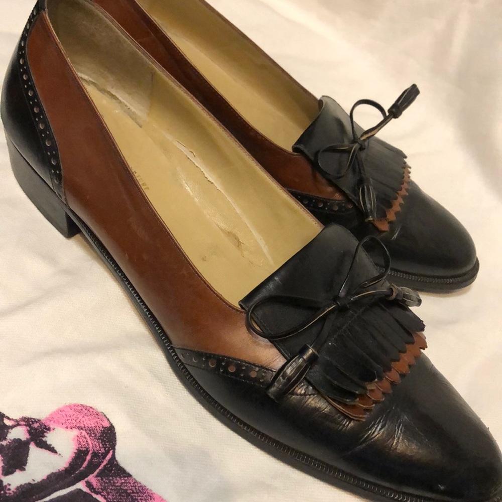 Vintage Ferragamo women’s tassel loafers - Picture 5 of 8